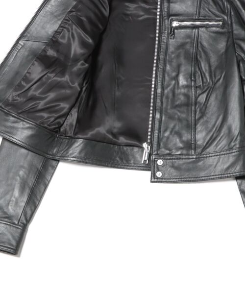 MICHAEL KORS(マイケルコース)の「ジップ フロント レザー ジャケット(ライダースジャケット・レディース・ブラック・XXS)」の3枚目の写真