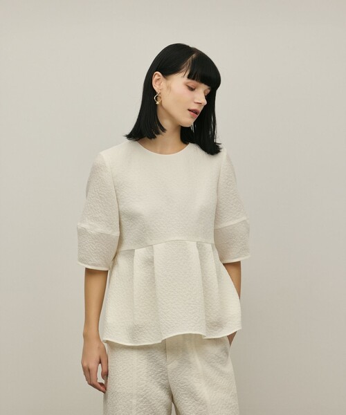 GRACE CONTINENTAL(グレースコンチネンタル)の「オーガンジージャガードトップ(その他トップス・レディース・ブラック/キナリ・38/36)」の9枚目の写真