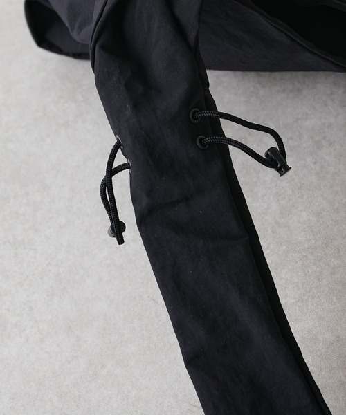 SLOW(スロウ)の「【SLOW】span nylon-shoulder bag-S(ショルダーバッグ・メンズ・グレー/ブラック・FREE)」の5枚目の写真