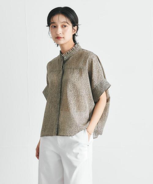 URBAN RESEARCH ROSSO WOMEN(アーバンリサーチ ロッソ)の「『WEB/一部店舗限定』ウォッシャブルドットフリルネックブラウス(シャツ/ブラウス・レディース・カーキ/ブラック/オフホワイト・FREE)」の18枚目の写真