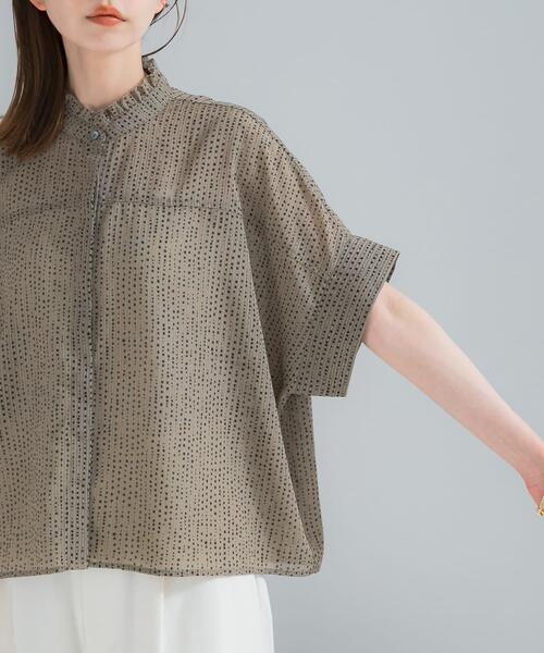 URBAN RESEARCH ROSSO WOMEN(アーバンリサーチ ロッソ)の「『WEB/一部店舗限定』ウォッシャブルドットフリルネックブラウス(シャツ/ブラウス・レディース・カーキ/ブラック/オフホワイト・FREE)」の22枚目の写真