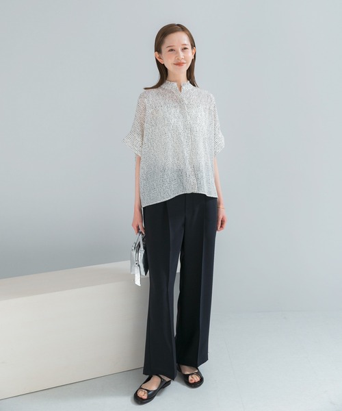 URBAN RESEARCH ROSSO WOMEN（アーバンリサーチ　ロッソ）の「ウォッシャブルドットフリルネックブラウス（シャツ/ブラウス・レディース・カーキ/ブラック/オフホワイト・FREE）」の6枚目の写真