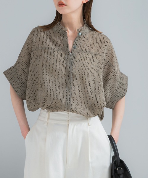 URBAN RESEARCH ROSSO WOMEN（アーバンリサーチ　ロッソ）の「ウォッシャブルドットフリルネックブラウス（シャツ/ブラウス・レディース・カーキ/ブラック/オフホワイト・FREE）」の11枚目の写真