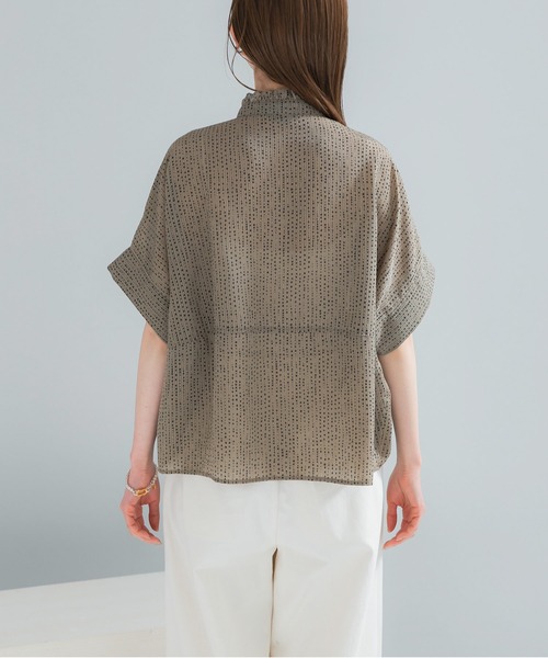 URBAN RESEARCH ROSSO WOMEN（アーバンリサーチ　ロッソ）の「ウォッシャブルドットフリルネックブラウス（シャツ/ブラウス・レディース・カーキ/ブラック/オフホワイト・FREE）」の21枚目の写真