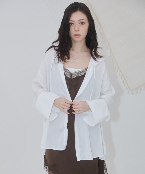 ENVYM（アンビー）の「ビックカフス フーディ シアー シャツ（シャツ/ブラウス・レディース・ベージュ/ホワイト/ブルー・FREE）」の9枚目の写真