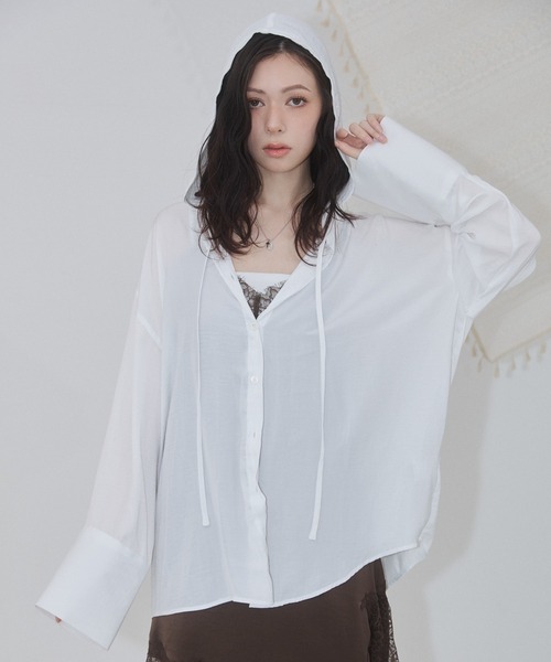 ENVYM（アンビー）の「ビックカフス フーディ シアー シャツ（シャツ/ブラウス・レディース・ベージュ/ホワイト/ブルー・FREE）」の12枚目の写真