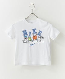 NIKE（ナイキ）の「NIKE/ナイキ NKB MULTI SPORTSBALL TEE グラフィックT スポーティー カジュアル 2026年春夏（Tシャツ/カットソー）」