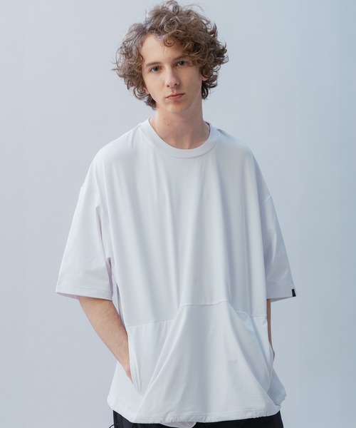 +phenix(プラスフェニックス)の「+phenix(プラスフェニックス) DRAWSTRING SHORT SLEEVE TEE / ドローストリング ショートスリーブ Tシャツ(Tシャツ/カットソー・メンズ・ブラック/ホワイト・XL/L/M)」の2枚目の写真