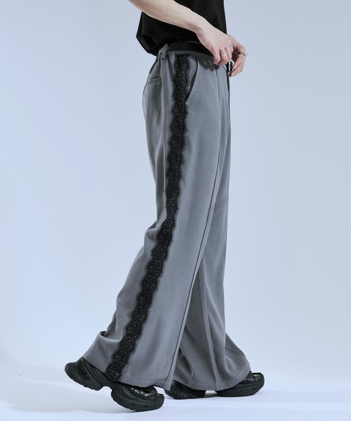 Ellno Loset（エルノロゼット）の「サイドレースラインフレアパンツ（スラックス・メンズ・グレー/ブラック・X-SMALL/SMALL/LARGE/MEDIUM）」の2枚目の写真