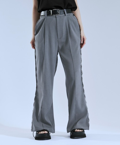 Ellno Loset（エルノロゼット）の「サイドレースラインフレアパンツ（スラックス・メンズ・グレー/ブラック・X-SMALL/SMALL/LARGE/MEDIUM）」の15枚目の写真