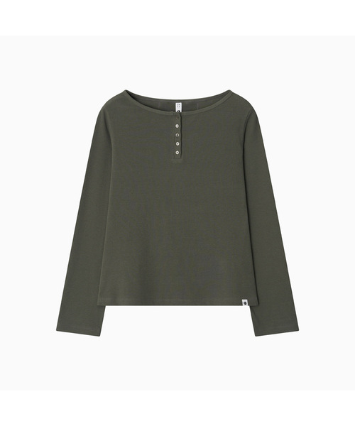 OHESHIO(オヘシオ)の「HENLEY NECK BUTTON LONG SLEEVE, KHAKI(Tシャツ/カットソー・レディース・その他・FREE)」の1枚目の写真