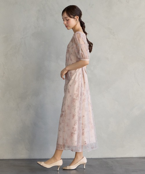 AIMER(エメ)の「配色フラワー刺繍チュールAラインパーティードレス 結婚式 お呼ばれ ドレス 20代 30代(ドレス・レディース・ブラック/ピンクベージュ/スモーキーグリーン系・MEDIUM)」の12枚目の写真