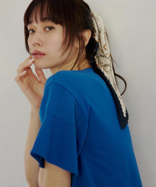 THE SHOP TK (ザ ショップ ティーケー )の「【ひんやりさらさら】軽やかに揺れる シアーフレアスリーブTシャツ(Tシャツ/カットソー・レディース・ブルー系その他/オフホワイト/ブラウン系その他/ブラック・13/12)」の4枚目の写真