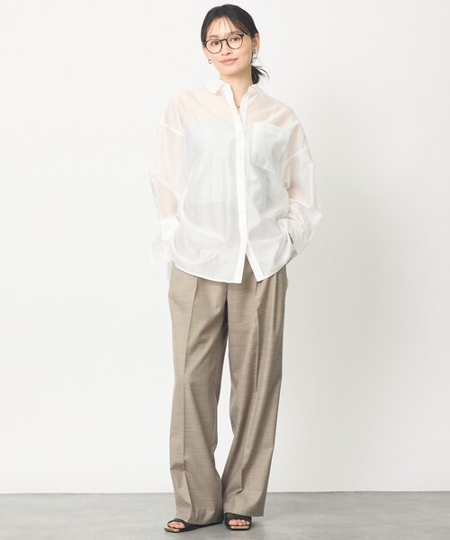 abahouse mavie(アバハウスマヴィ)の「【着回し自由自在】シアーシャツ(シャツ/ブラウス・レディース・グレー/オフホワイト/ピンク・フリー)」の4枚目の写真