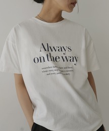 フロントロゴプリントTシャツ