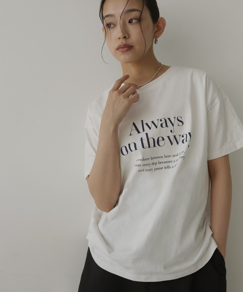 hellam(へラム)の「フロントロゴプリントTシャツ(Tシャツ/カットソー・レディース・ブラック/ホワイト/チャコール・FREE)」の21枚目の写真