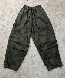 ペインターパンツ」に該当するグリーン・カーキ/緑色系のファッション