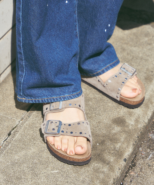 FRAMeWORK（フレームワーク）の「≪新色 / 追加≫BIRKENSTOCK/ビルケンシュトック ARiZONA rivet（サンダル・レディース・ベージュ/ブラック・39/38/37/36）」の7枚目の写真