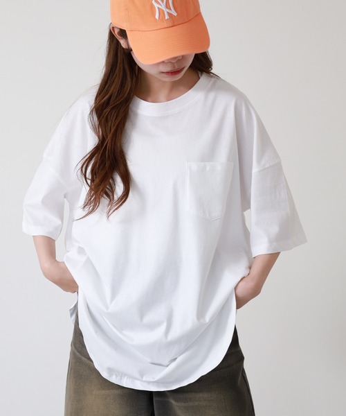 atONE（アットワン）の「ミニポケット付きオーバーサイズ無地Tシャツ 半袖（Tシャツ/カットソー・レディース・杢グレー/オフホワイト/ブラック・M）」の2枚目の写真
