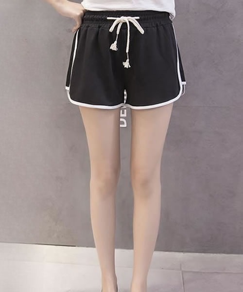 Pittok(ピットク)の「紐付きパイピングライン ショートパンツ(スウェットパンツ・レディース・ホワイト/ブラック/グレー/ピンク・MEDIUM/LARGE/X-LARGE)」の12枚目の写真
