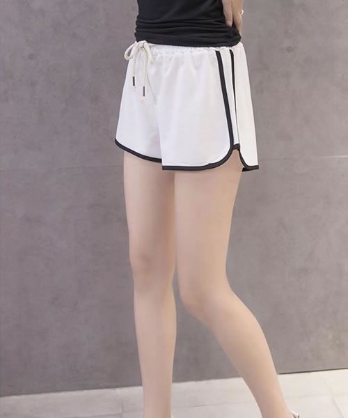 Pittok(ピットク)の「紐付きパイピングライン ショートパンツ(スウェットパンツ・レディース・ホワイト/ブラック/グレー/ピンク・MEDIUM/LARGE/X-LARGE)」の8枚目の写真