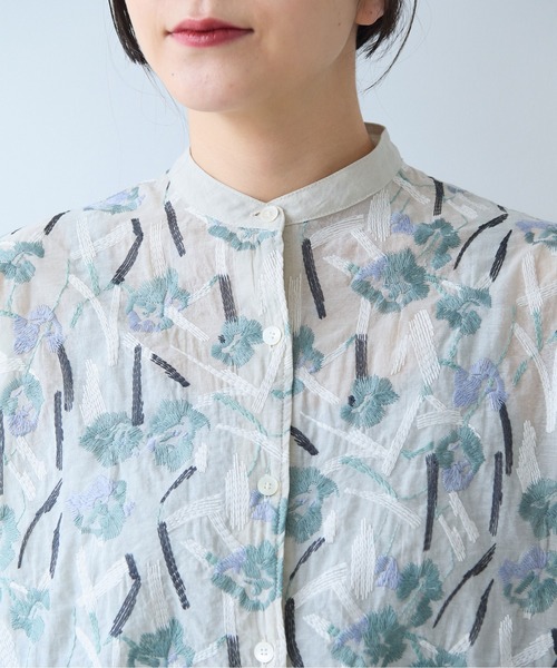 yuni（ユニ　）の「Cotton Nylon sheer blooming embroidery shirt（シャツ/ブラウス・レディース・ベージュ/チャコールグレー・FREE）」の19枚目の写真