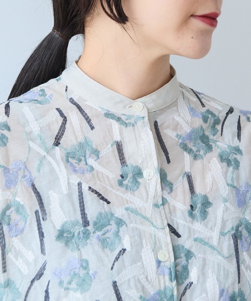 yuni（ユニ　）の「Cotton Nylon sheer blooming embroidery shirt（シャツ/ブラウス・レディース・ベージュ/チャコールグレー・FREE）」の20枚目の写真