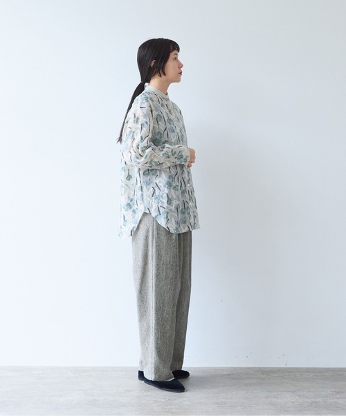 yuni（ユニ　）の「Cotton Nylon sheer blooming embroidery shirt（シャツ/ブラウス・レディース・ベージュ/チャコールグレー・FREE）」の11枚目の写真