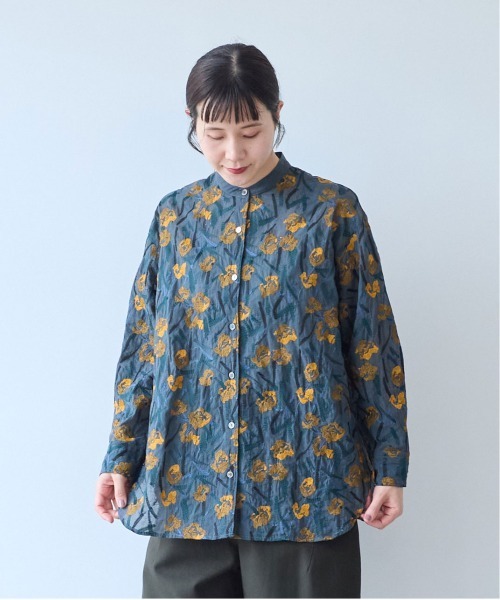 yuni（ユニ　）の「Cotton Nylon sheer blooming embroidery shirt（シャツ/ブラウス・レディース・ベージュ/チャコールグレー・FREE）」の6枚目の写真