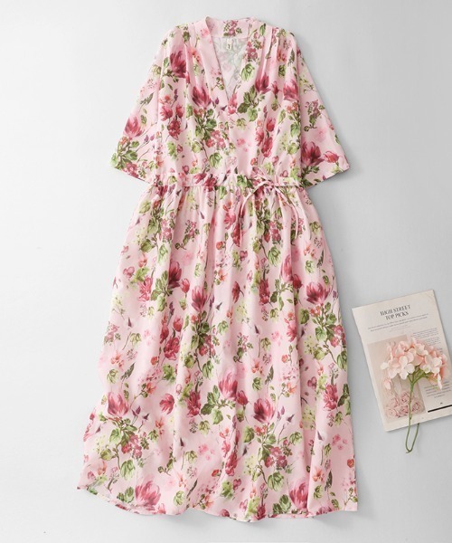 LUCPY(ラクピー)の「フラワープリントウエストリボンワンピース(ワンピース・レディース・ピンク・XX-LARGE/X-LARGE/LARGE/MEDIUM)」の1枚目の写真