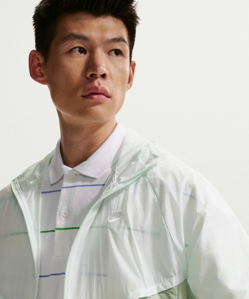 NIKE(ナイキ)の「ナイキ ウィンドランナー メンズ アンラインド フルジップ UV ジャケット / Nike Windrunner Men's Unlined Full-Zip UV Jacket IO9628-394 Barely Green(ナイロンジャケット・メンズ・ライトグリーン・XL/S/M/L/2XL)」の6枚目の写真