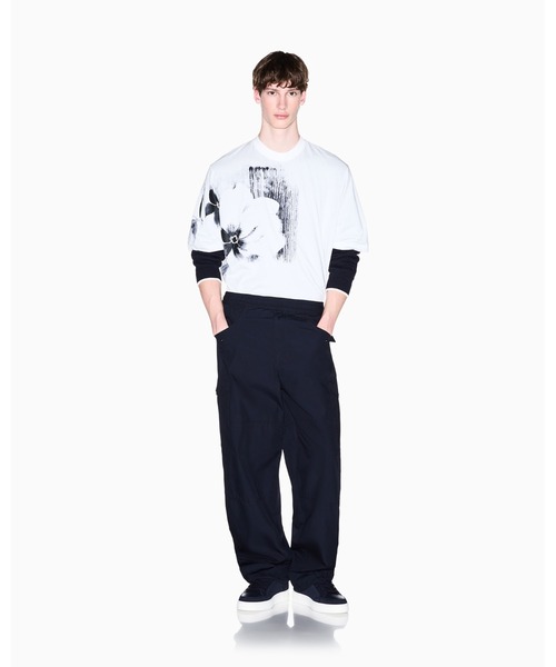 ARMANI EXCHANGE(アルマーニエクスチェンジ)の「【A|X アルマーニ エクスチェンジ】フラワープリント コンフォートフィット 半袖クルーネックTシャツ/COMFORT(Tシャツ/カットソー・メンズ・オフホワイト/ダークネイビー・X-LARGE/LARGE/MEDIUM/SMALL/X-SMALL/XX-LARGE)」の8枚目の写真