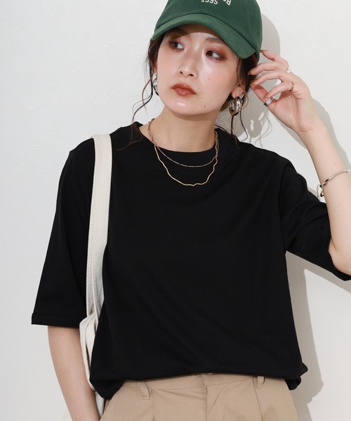 FUNALIVE(ファンアライブ)の「プチハイネック半袖Tシャツ(Tシャツ/カットソー・レディース・ブラック/モカ/グレイッシュベージュ・M/L/LL/3L)」の1枚目の写真
