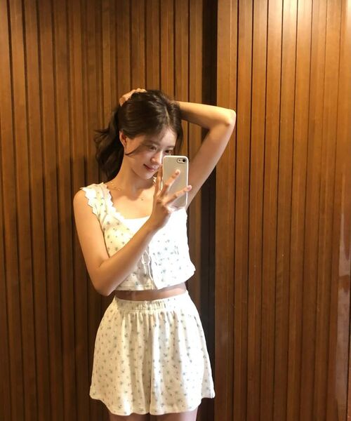 ROGIN N ROSIE(ロギンエンロージー)の「Waffle Blooming Sleeveless White(Tシャツ/カットソー・レディース・その他・SMALL/MEDIUM)」の8枚目の写真