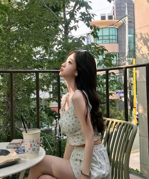 ROGIN N ROSIE(ロギンエンロージー)の「Waffle Blooming Sleeveless White(Tシャツ/カットソー・レディース・その他・SMALL/MEDIUM)」の9枚目の写真