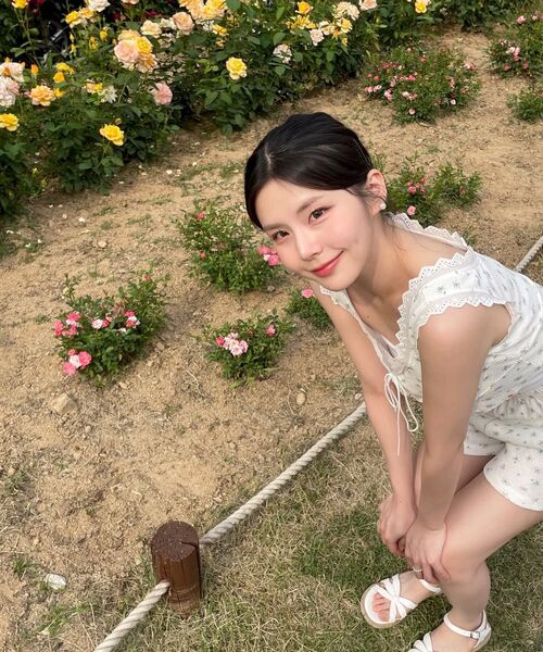 ROGIN N ROSIE(ロギンエンロージー)の「Waffle Blooming Sleeveless White(Tシャツ/カットソー・レディース・その他・SMALL/MEDIUM)」の10枚目の写真