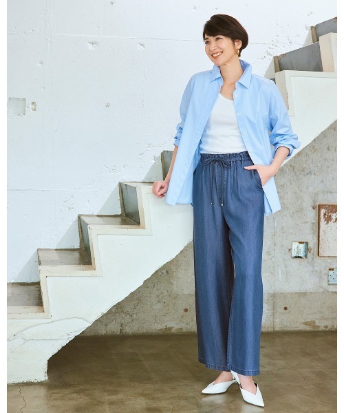 DoCLASSE( ドゥクラッセ)の「メルティーデニム・ドロストセミワイド(デニムパンツ・レディース・インディゴブルー・11/15 )」の2枚目の写真