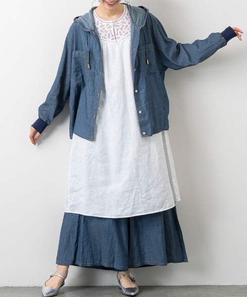 aunt lily(アントリリー)の「シアーデニムワイドパンツ / デニムパンツ ワイドパンツ シアーデニム イージーパンツ ウエストタック 薄手デニム 綿100% 大人カジュアル きれいめ(デニムパンツ・レディース・ライトブルー/ネイビー・S/L/M/LL)」の8枚目の写真