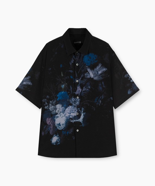 LAD MUSICIAN(ラッドミュージシャン)の「DECHINE FLOWER SHORT SLEEVE COMFORT SHIRT(Tシャツ/カットソー・メンズ・ブラック×ブルー/ワイン/ブラック×レッド・46/44/42)」の2枚目の写真