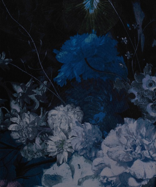 LAD MUSICIAN(ラッドミュージシャン)の「DECHINE FLOWER SHORT SLEEVE COMFORT SHIRT(Tシャツ/カットソー・メンズ・ブラック×ブルー/ワイン/ブラック×レッド・46/44/42)」の7枚目の写真
