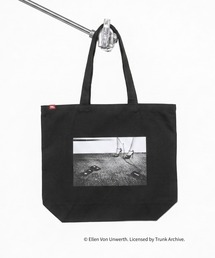 TMT（ティーエムティー）の「【TMT×Ellen Von Unwerth】TOTE BAG(video)（トートバッグ）」