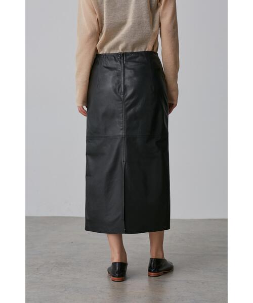YLEVE(イレーヴ)の「YLEVE / GLOVE SHEEP LEATHER SKIRT(スカート・レディース・ブラック・2/0/1)」の4枚目の写真