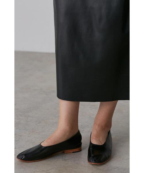 YLEVE(イレーヴ)の「YLEVE / GLOVE SHEEP LEATHER SKIRT(スカート・レディース・ブラック・2/0/1)」の6枚目の写真