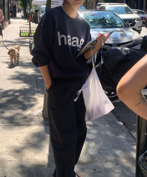 haag(ヘイグ)の「a birthday sweatshirt (navy)(スウェット・レディース・その他・FREE)」の5枚目の写真