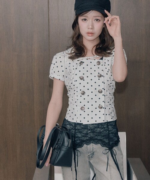 OLIVE des OLIVE(オリーブデオリーブ)の「ダブルボタンパフ袖ブラウス(シャツ/ブラウス・レディース・ドット/ブラック/ブラウン・FREE)」の3枚目の写真