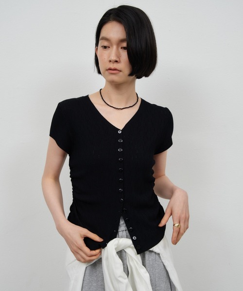 Shelly island(シェリーアイランド)の「ウェーブリブボタンT(Tシャツ/カットソー・レディース・グリーン/ブラウン/ブラック/ホワイト・FREE)」の19枚目の写真