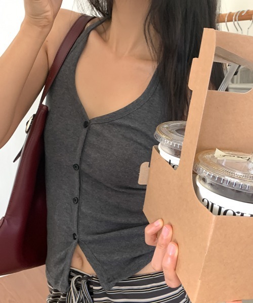 LOENNE(ロエヌ)の「Button Halter Top / ボタンホルタートップス(Tシャツ/カットソー・レディース・ブルー/アイボリー/ブラック/チャコールグレー・FREE)」の16枚目の写真