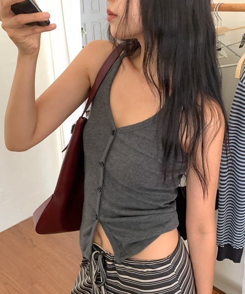 LOENNE(ロエヌ)の「Button Halter Top / ボタンホルタートップス(Tシャツ/カットソー・レディース・ブルー/アイボリー/ブラック/チャコールグレー・FREE)」の22枚目の写真