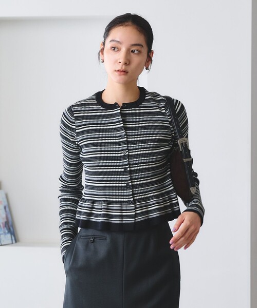 BEAUTY&YOUTH UNITED ARROWS(ビューティーアンドユースユナイテッドアローズ)の「【WEB限定 Wardrobe DAILY MINIMAL】ボーダー ペプラムニットカーディガン(カーディガン/ボレロ・レディース・ナチュラル/ブラック/ダークブラウン・FREE)」の14枚目の写真