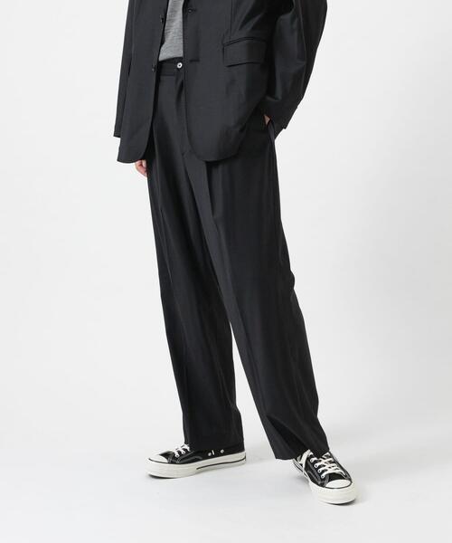 URBAN RESEARCH（アーバンリサーチ）の「new basic　WOOL SILK TAPERED SLACKS（その他パンツ・メンズ・ブラック・LARGE/X-LARGE/MEDIUM）」の3枚目の写真